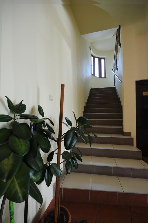 Hotel Everest Târgu-Mureş Extérieur photo